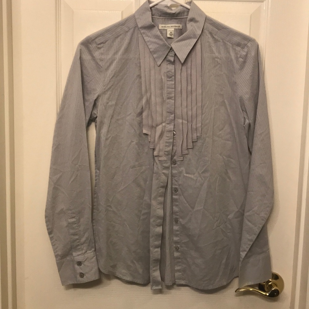 Banana republic gray ribbon tuxedo style blouse